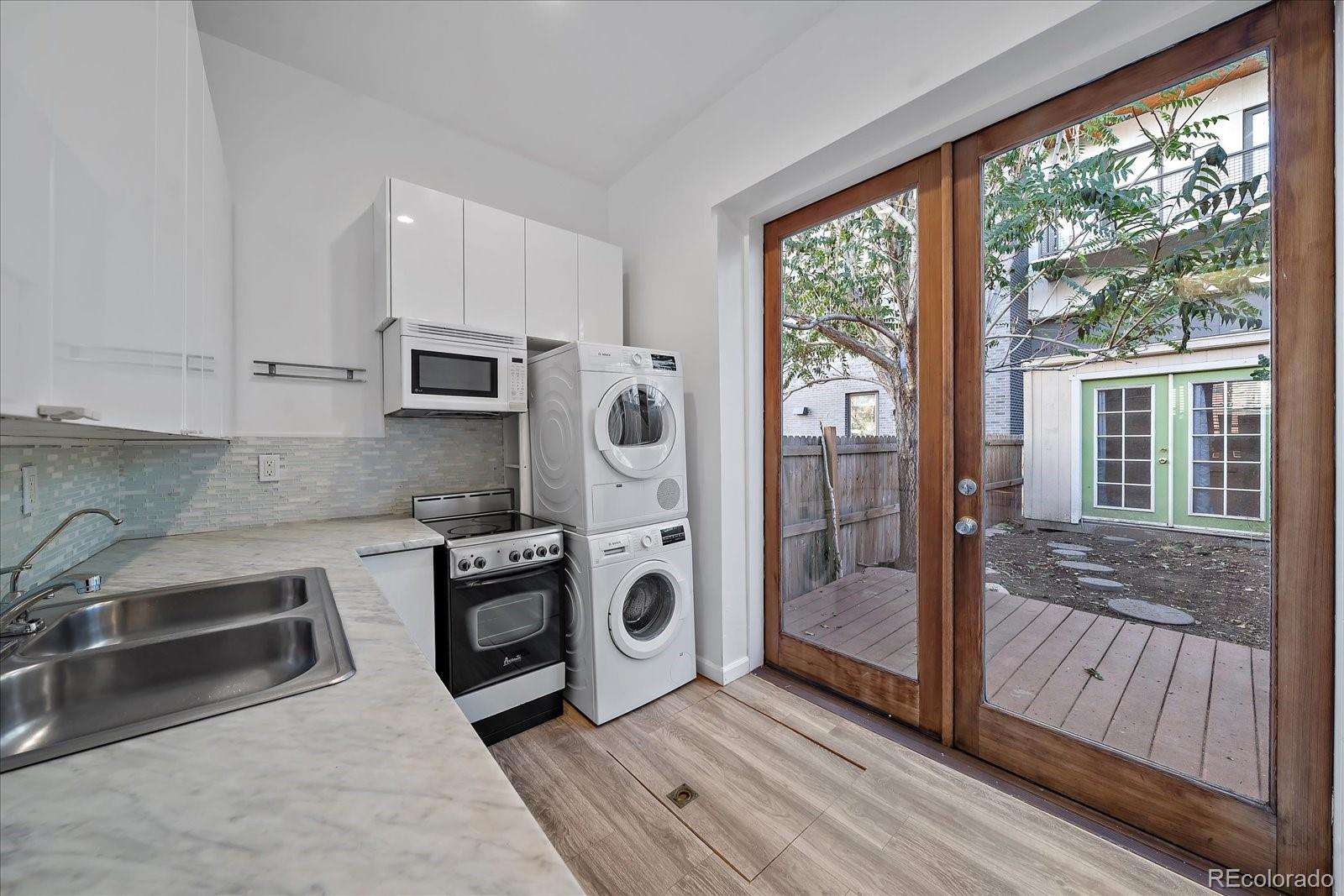 2524 Kensing Court