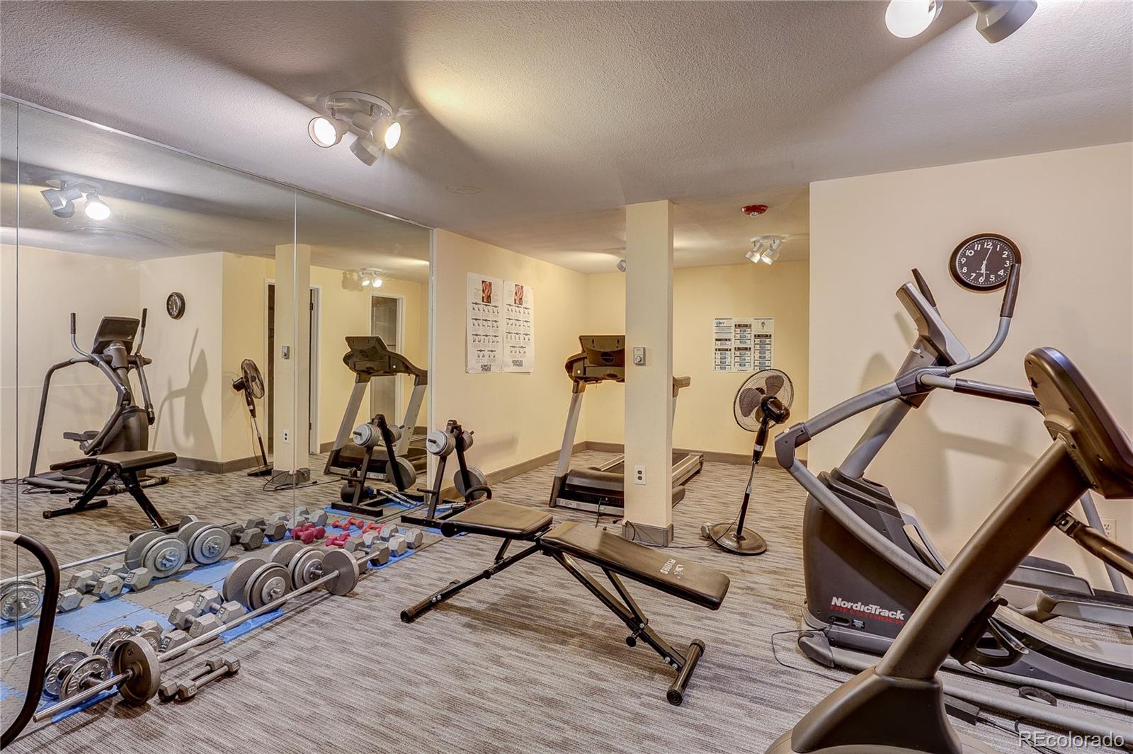 551 N Pearl Street Unit: 201