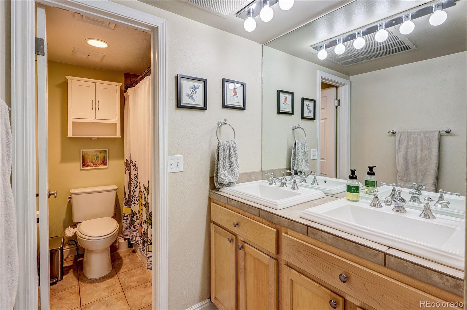 551 N Pearl Street Unit: 201