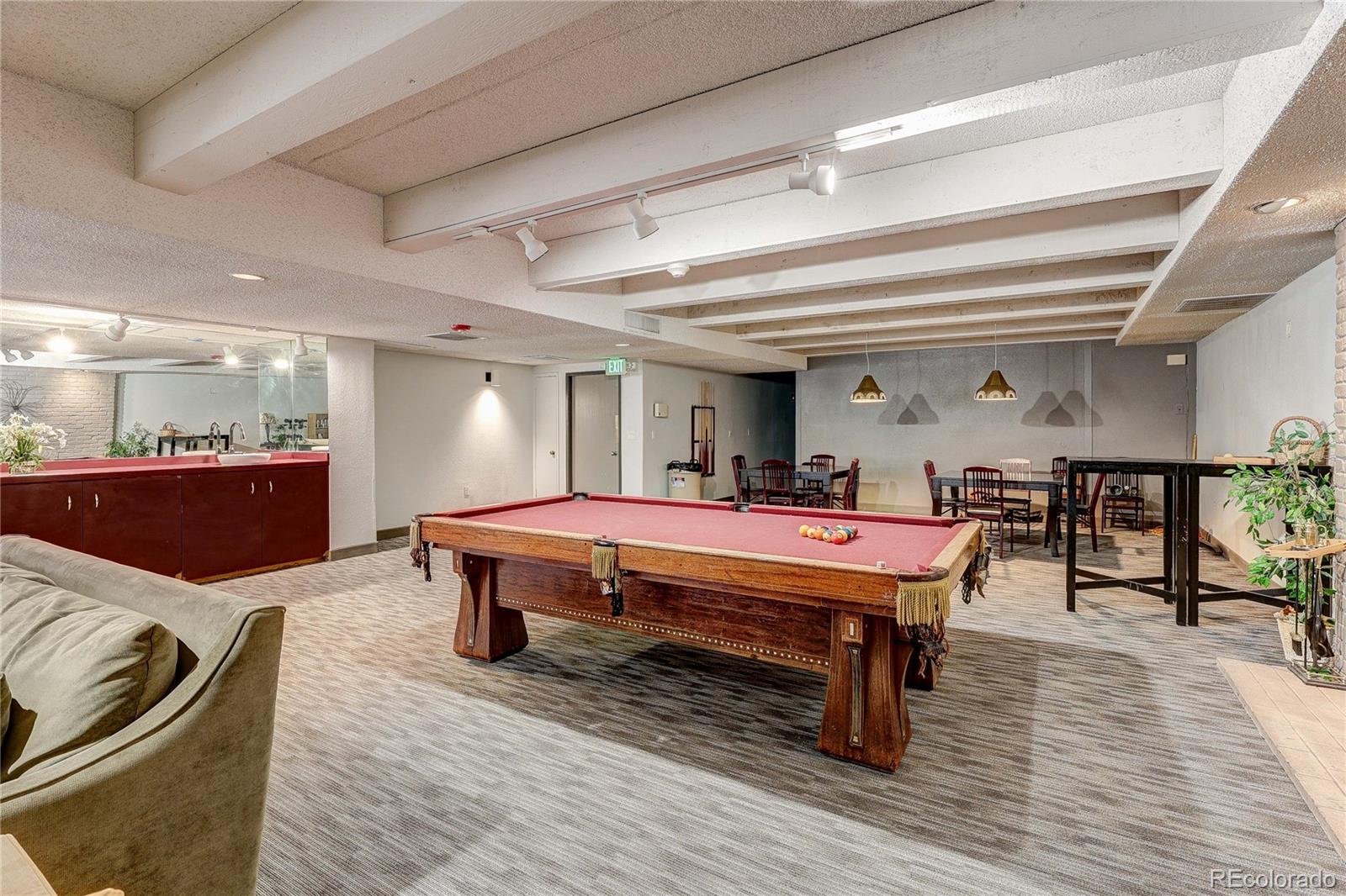 551 N Pearl Street Unit: 201