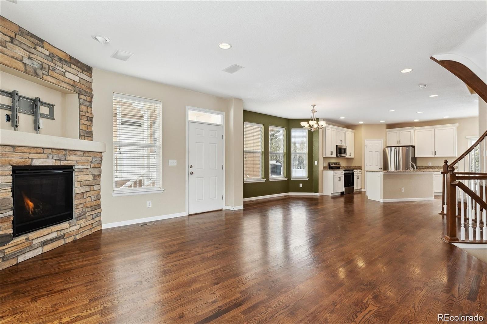 820 N Vernon Drive