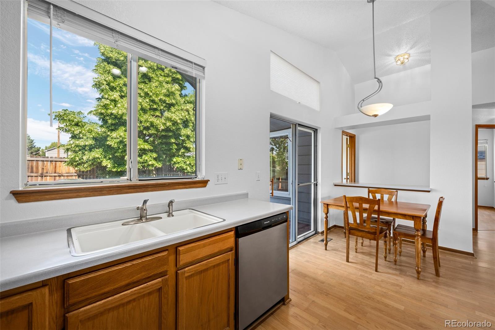 8761 Cloverleaf Circle