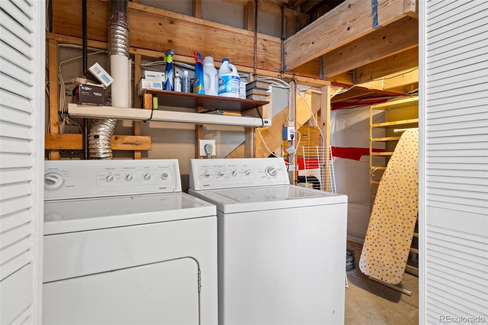 8761 Cloverleaf Circle