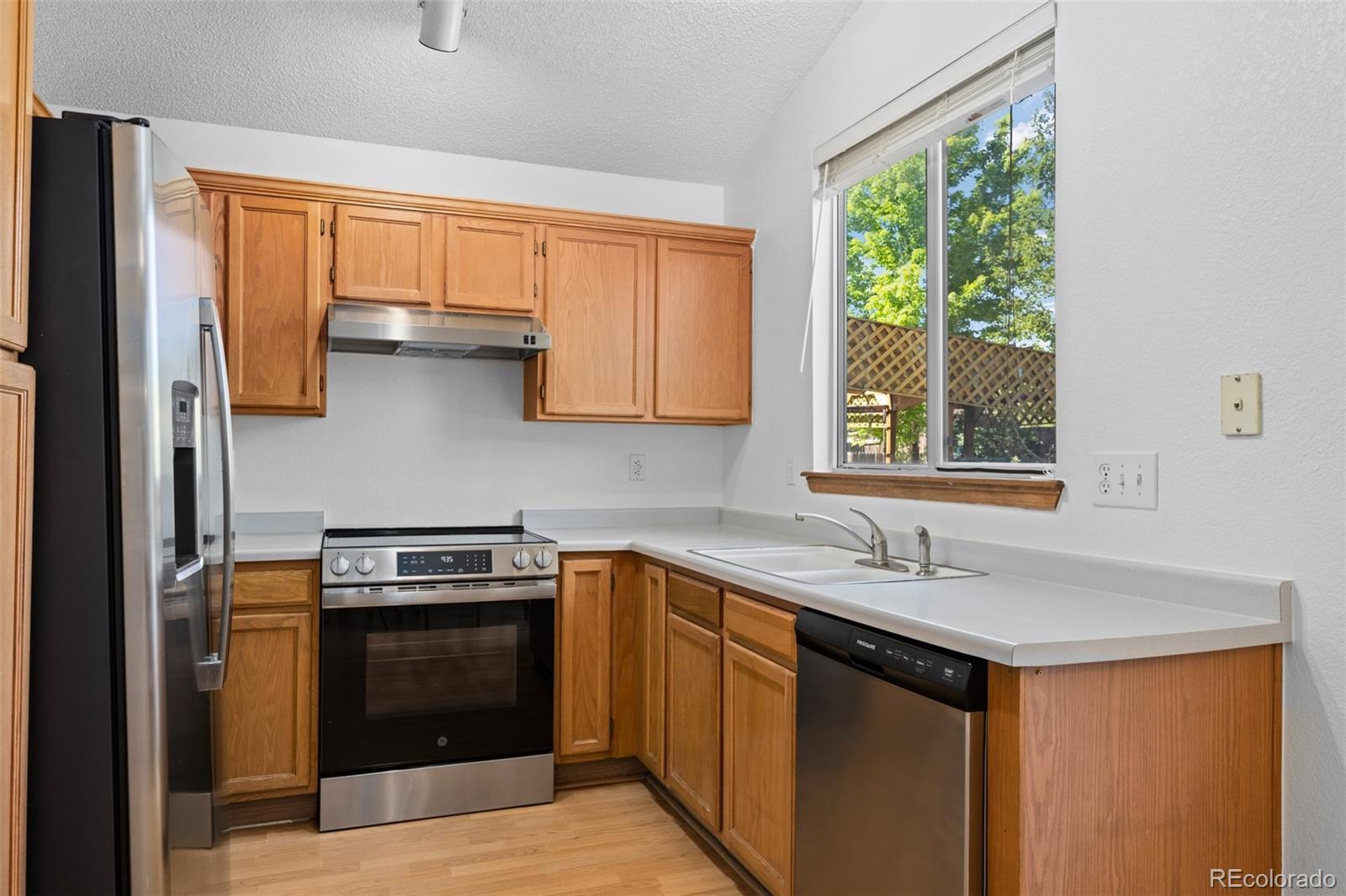 8761 Cloverleaf Circle