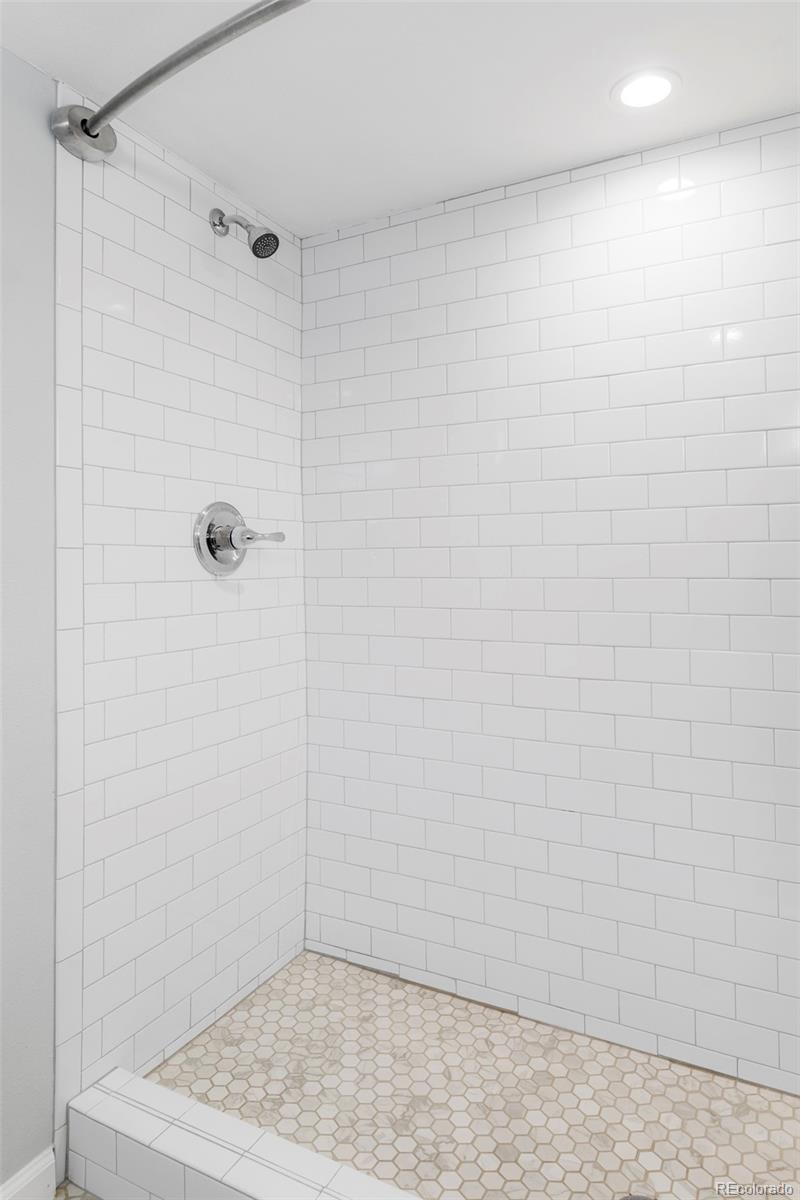 2225 S Marion Street