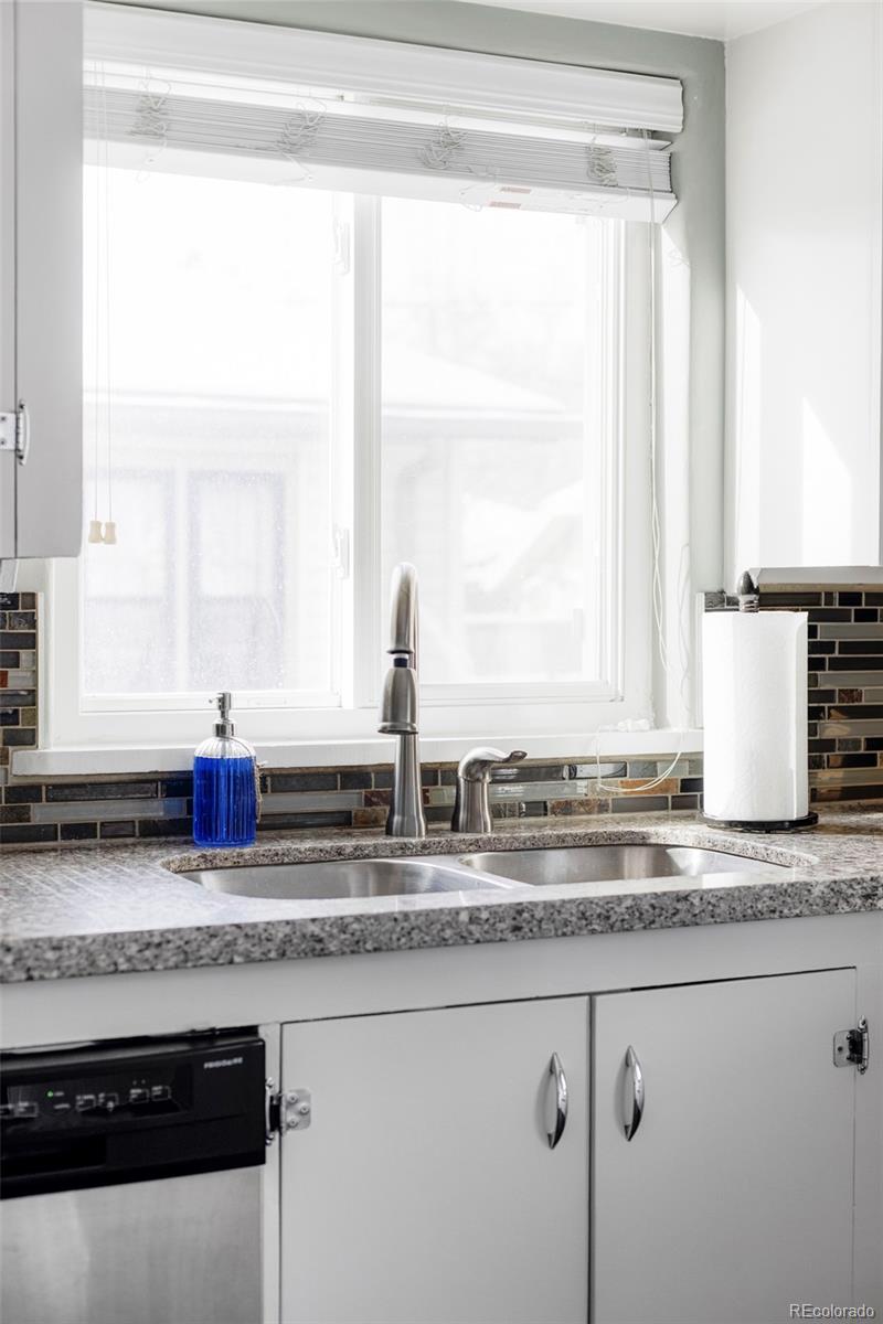 2225 S Marion Street