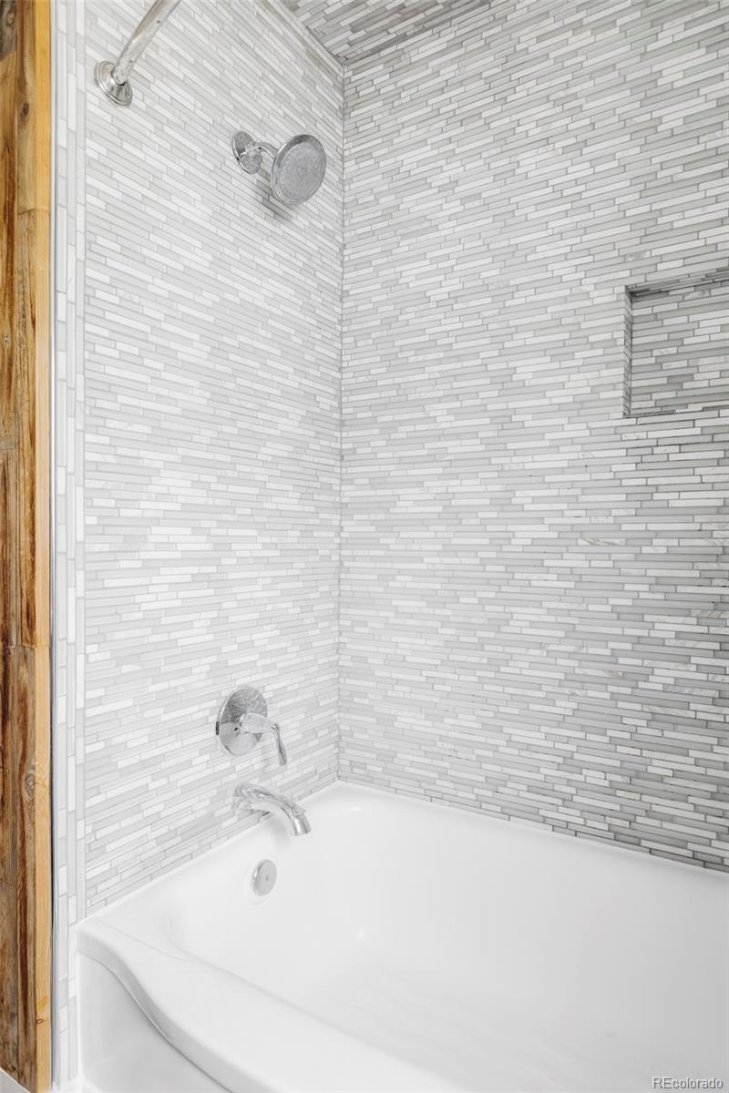 2225 S Marion Street