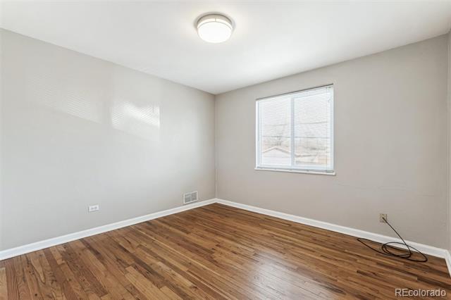 2300 W 39th Avenue