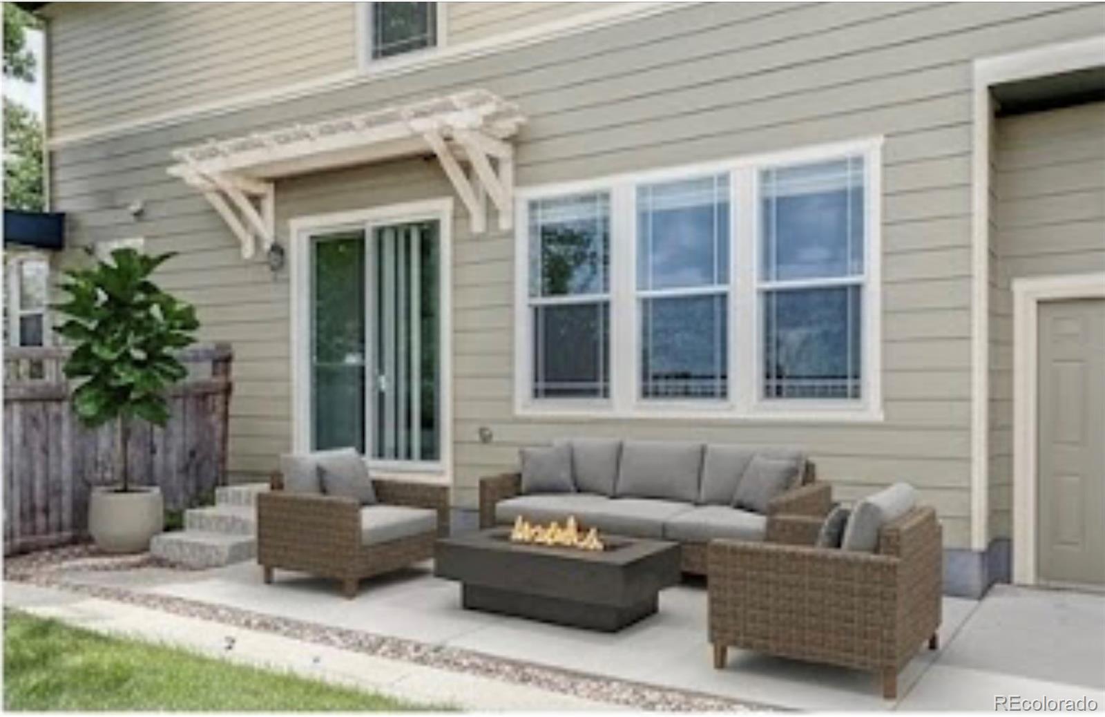 10771 E 28th Place