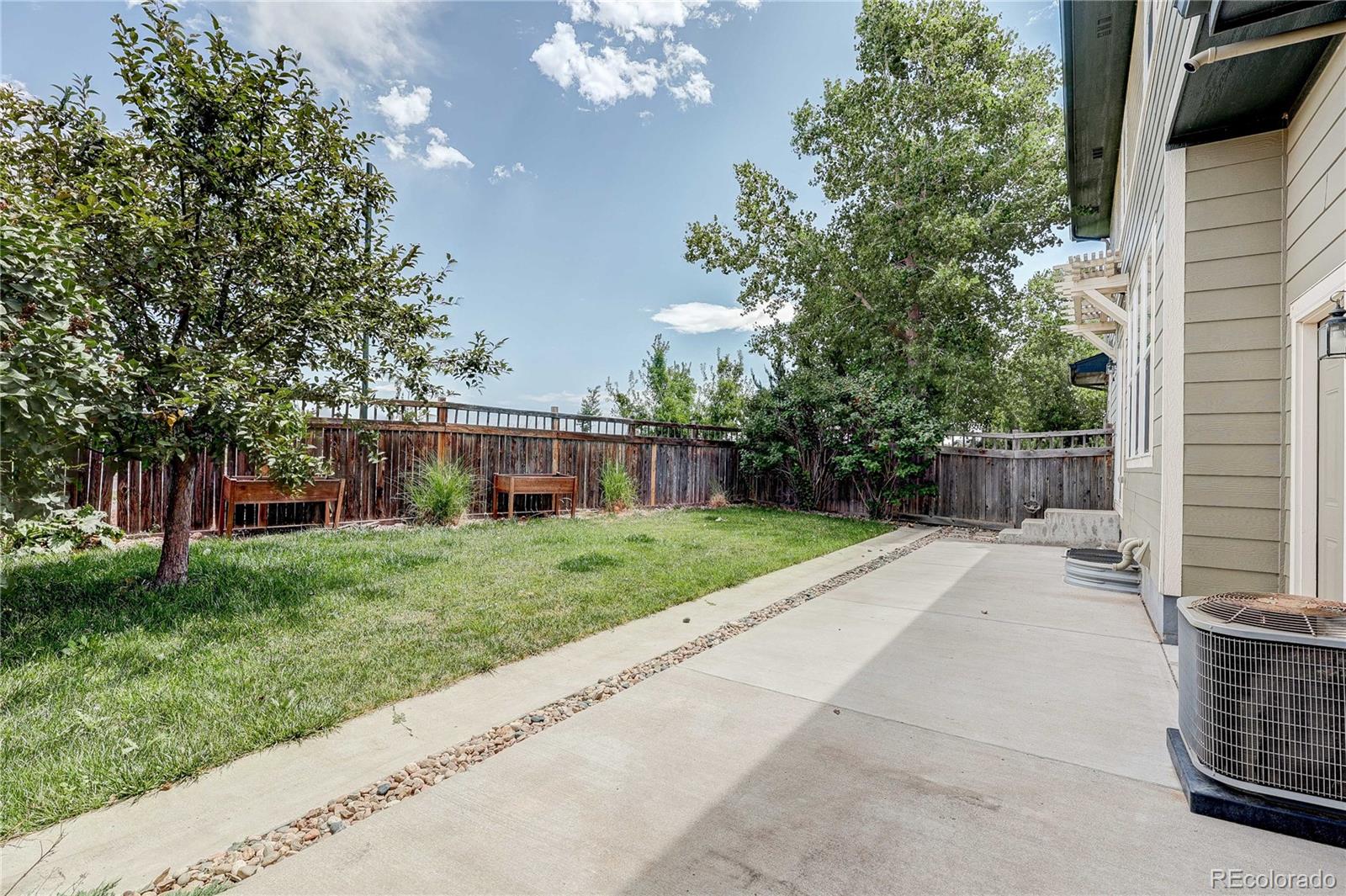 10771 E 28th Place