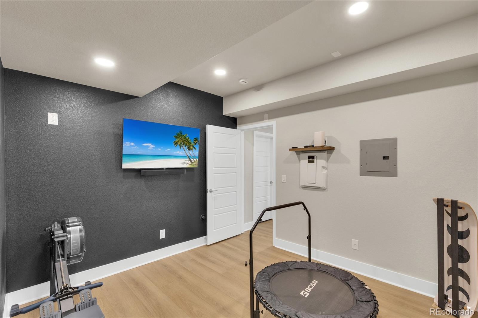 10401 Maplebrook Way