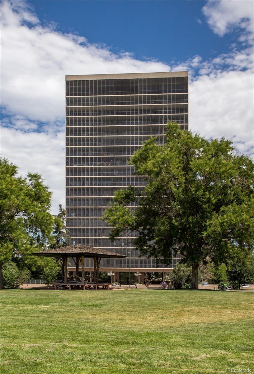 1201 N Williams Street Unit: 3B