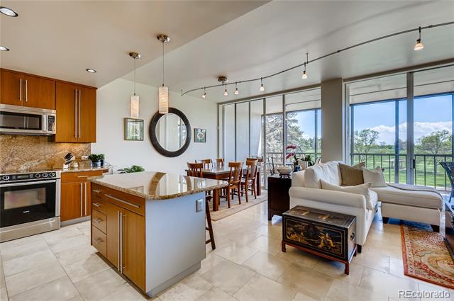 1201 N Williams Street Unit: 3B