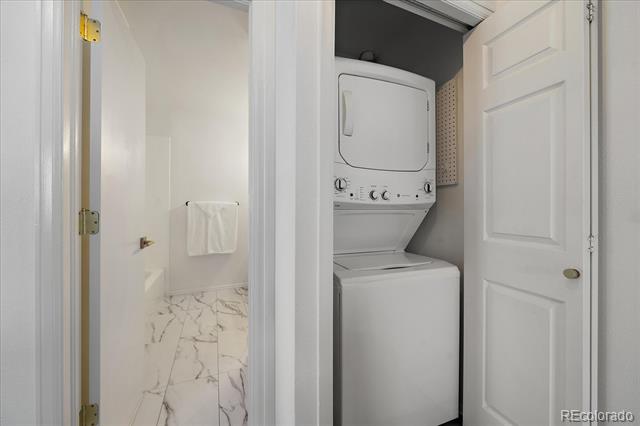 8438 Everett Way Unit: B