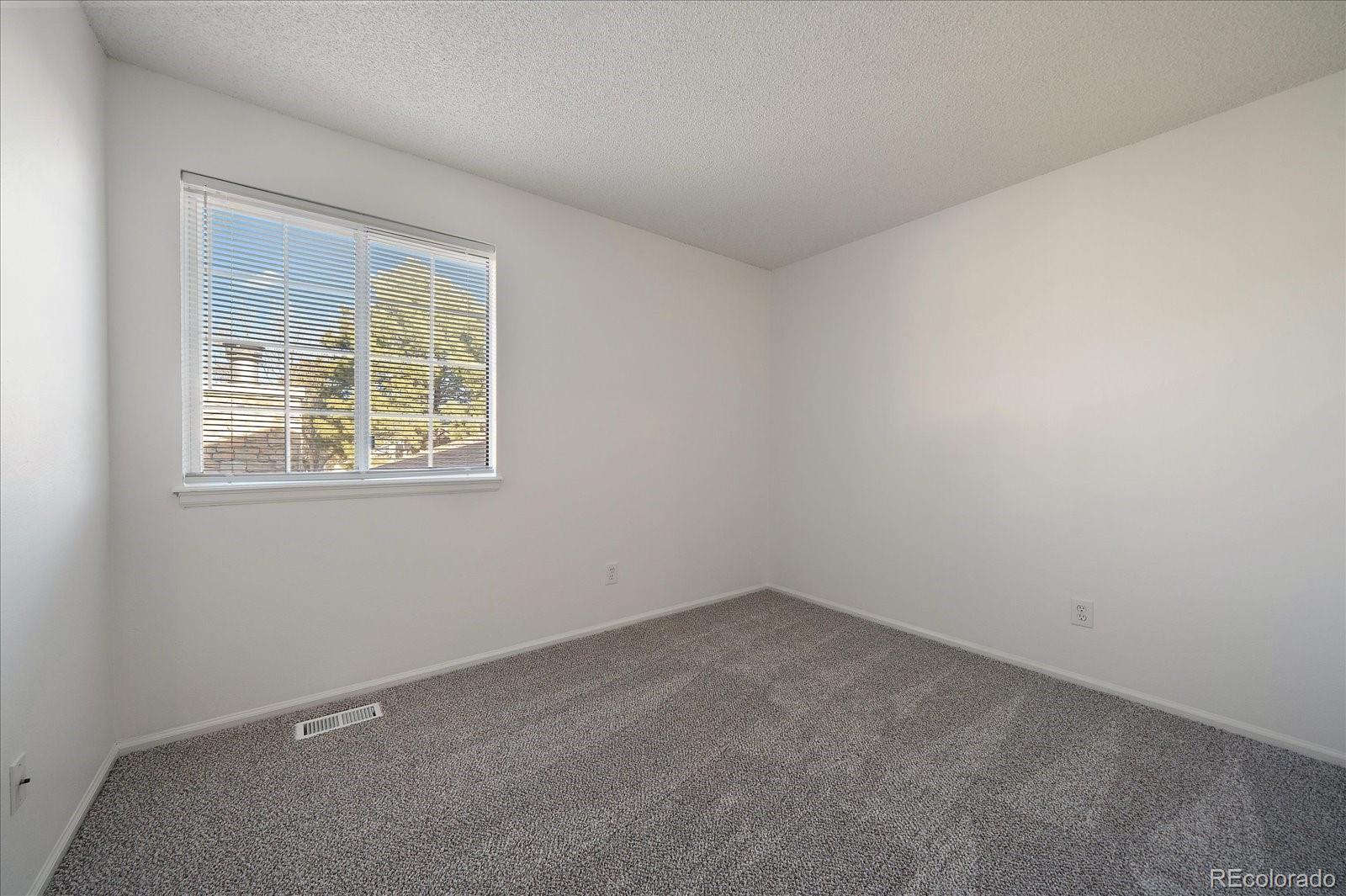 8438 Everett Way Unit: B