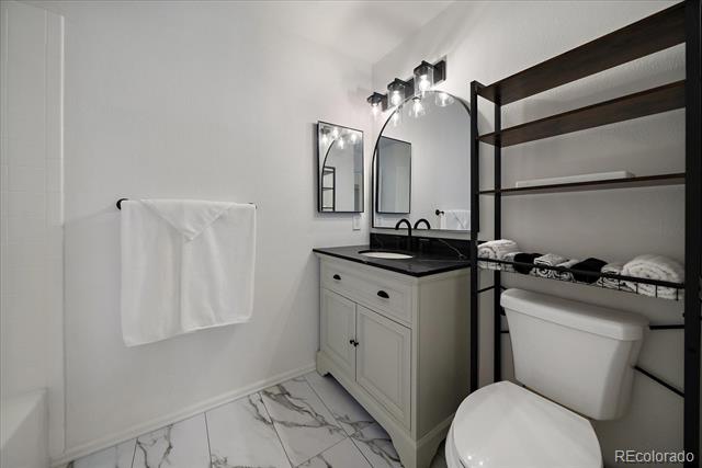 8438 Everett Way Unit: B