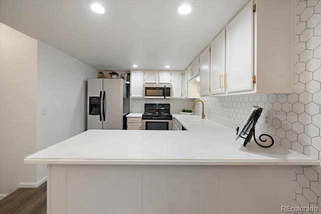 8438 Everett Way Unit: B