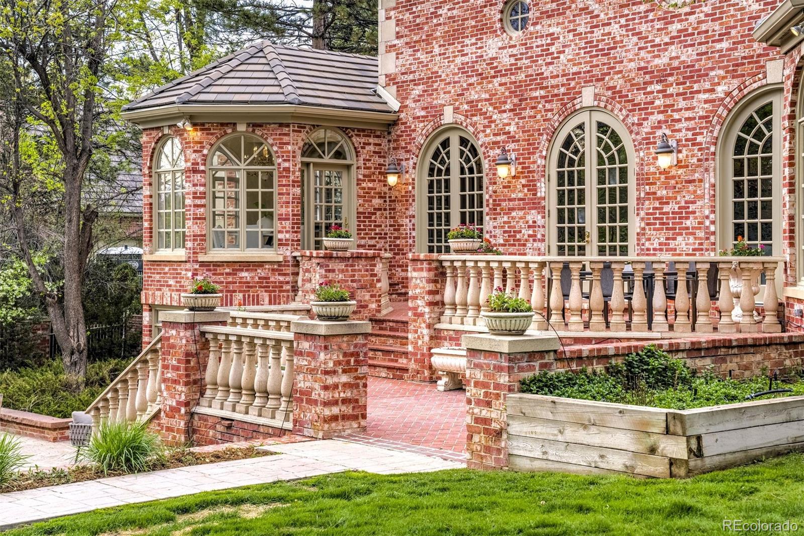 2250 Cherry Hills Farm Drive