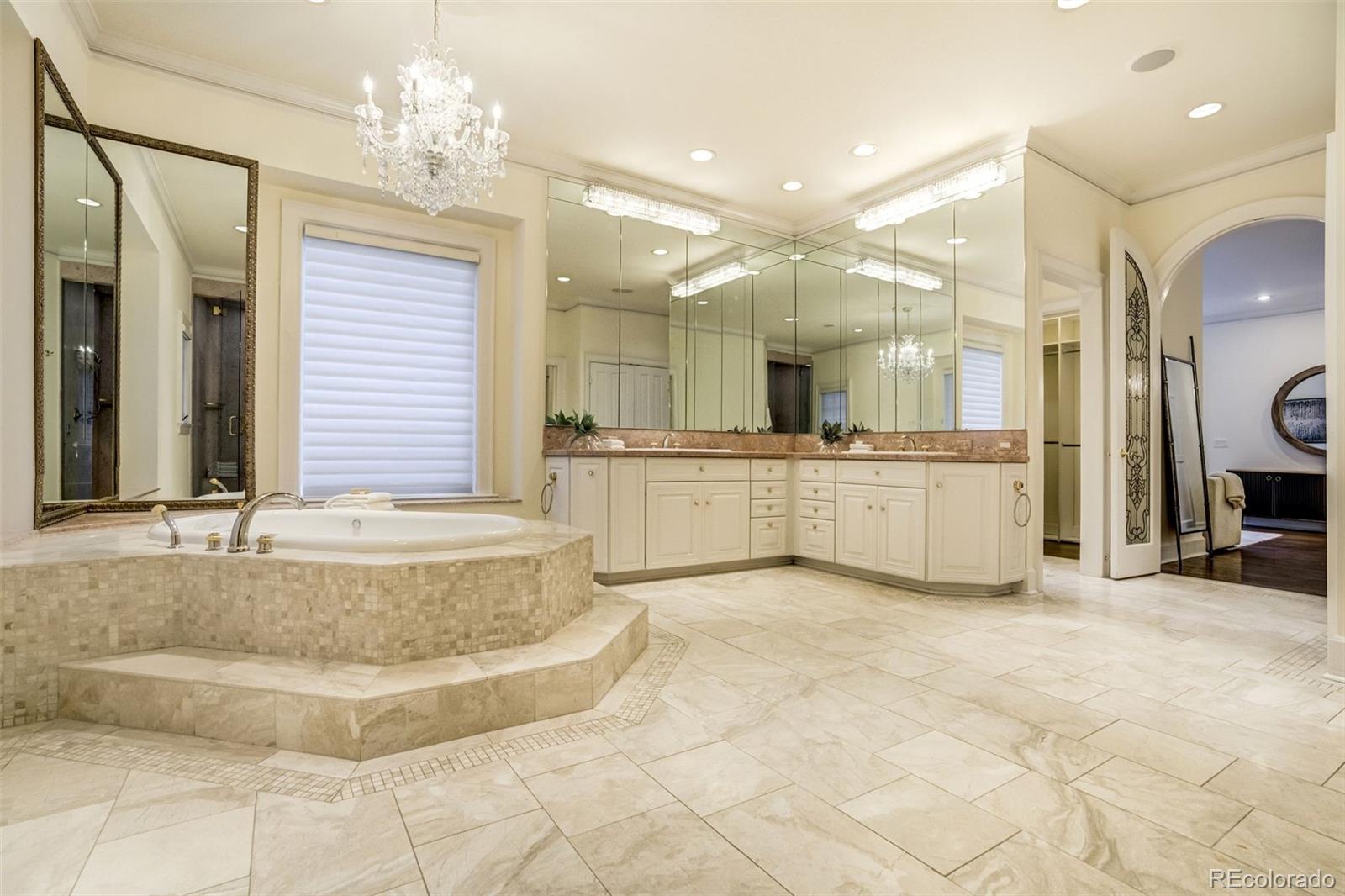 2250 Cherry Hills Farm Drive