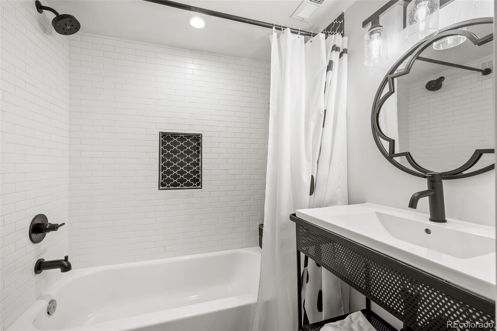 571 S Sherman Street