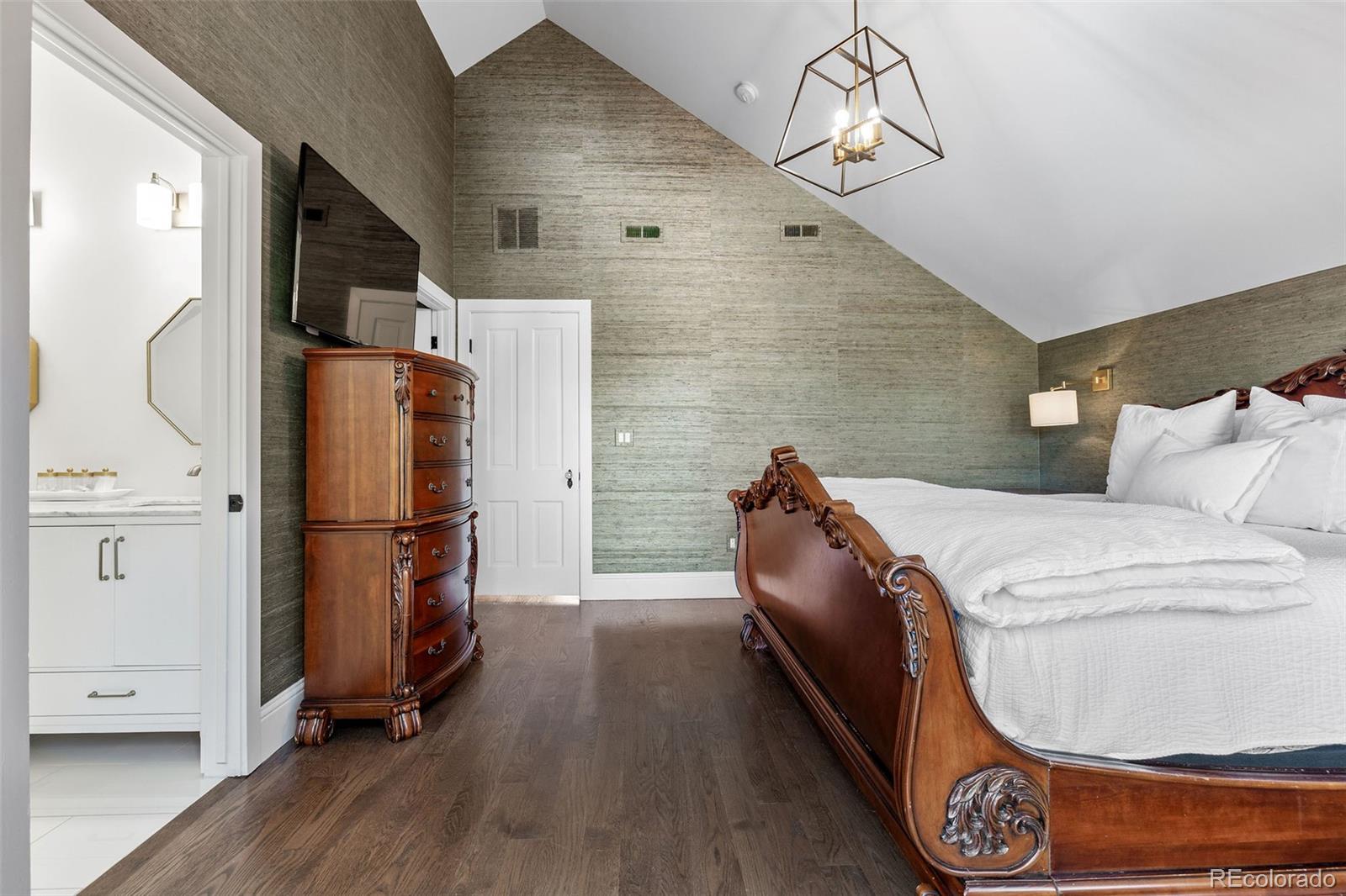 571 S Sherman Street