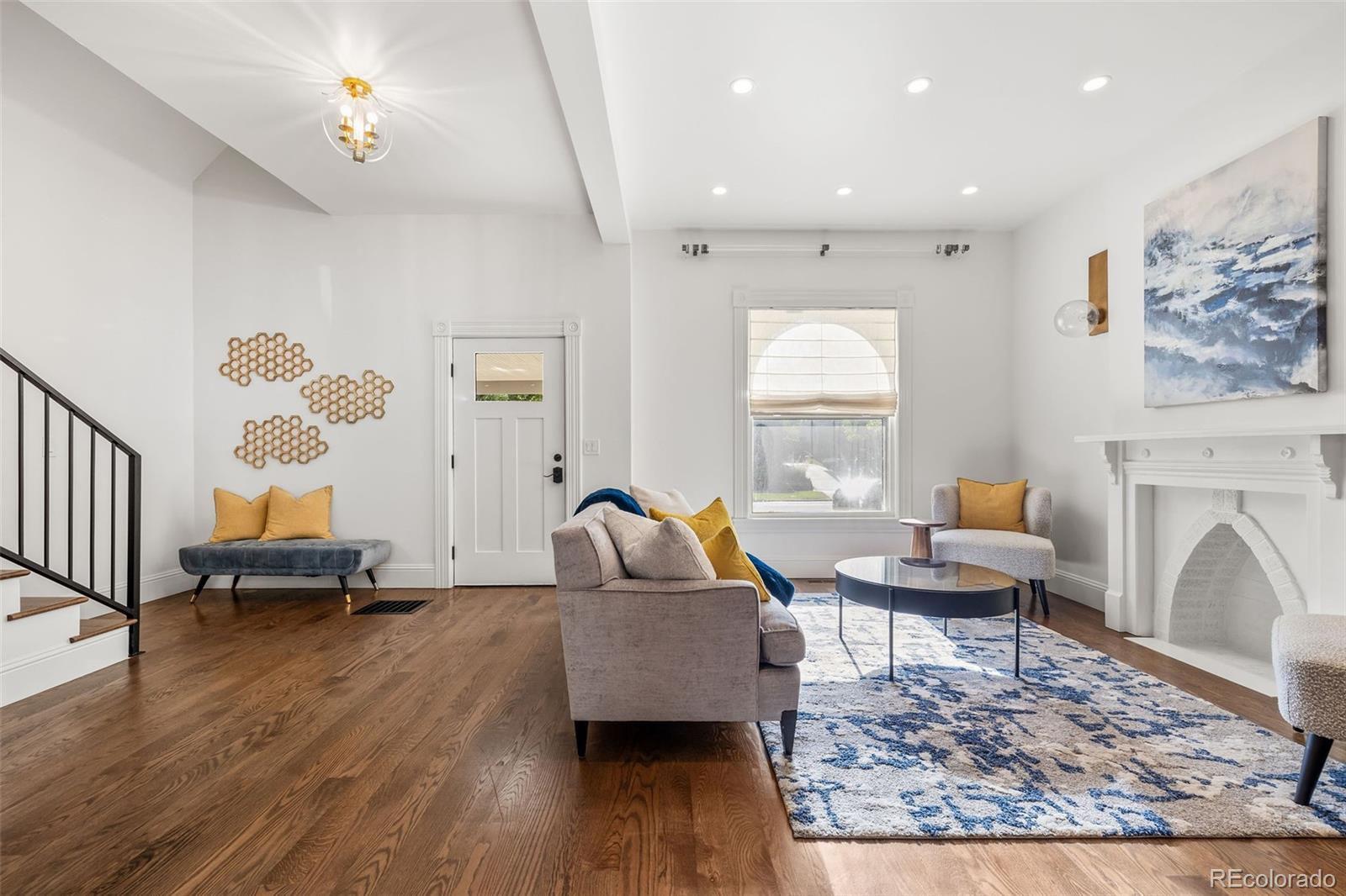 571 S Sherman Street