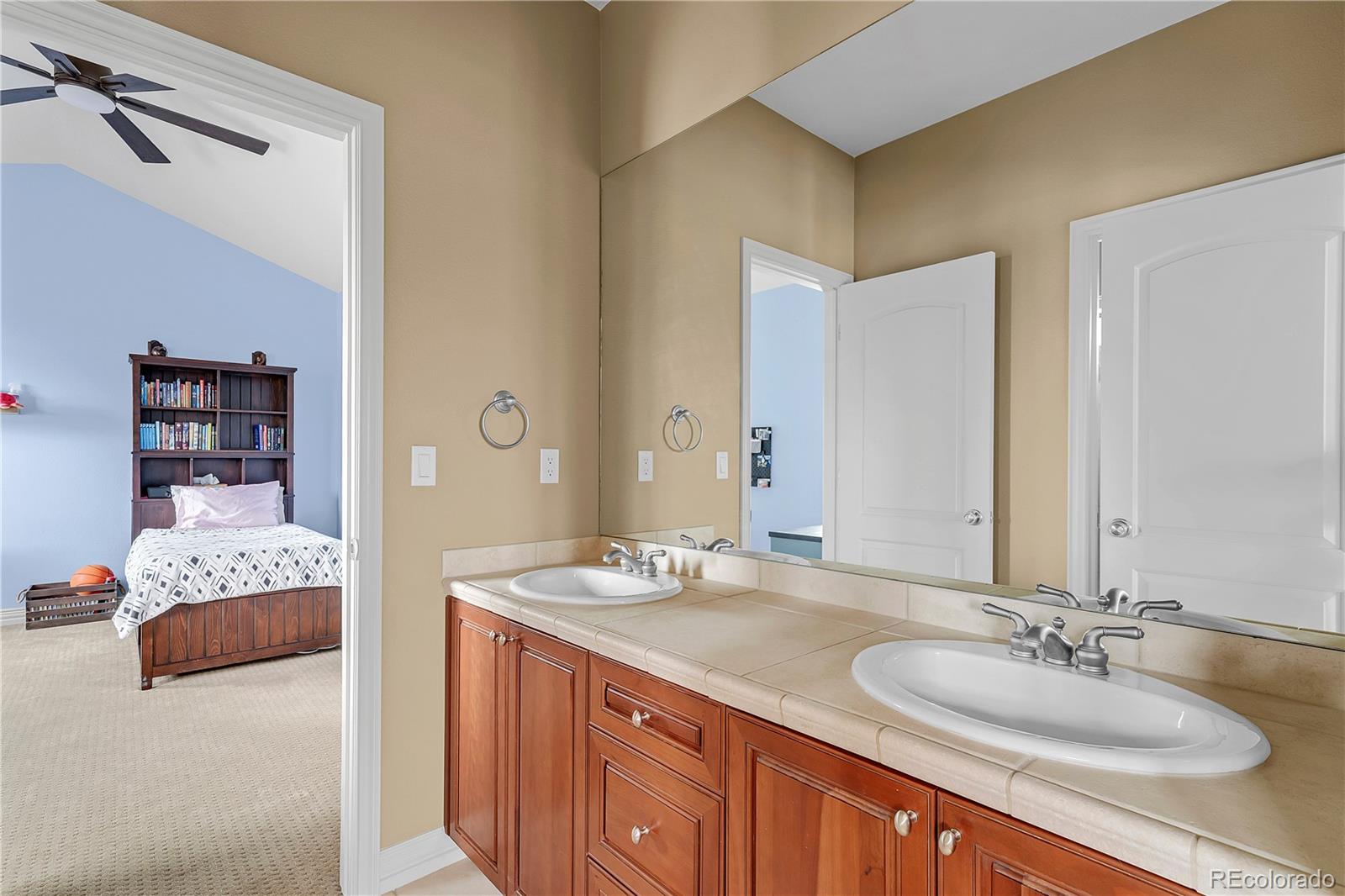 4358 W Hinsdale Avenue