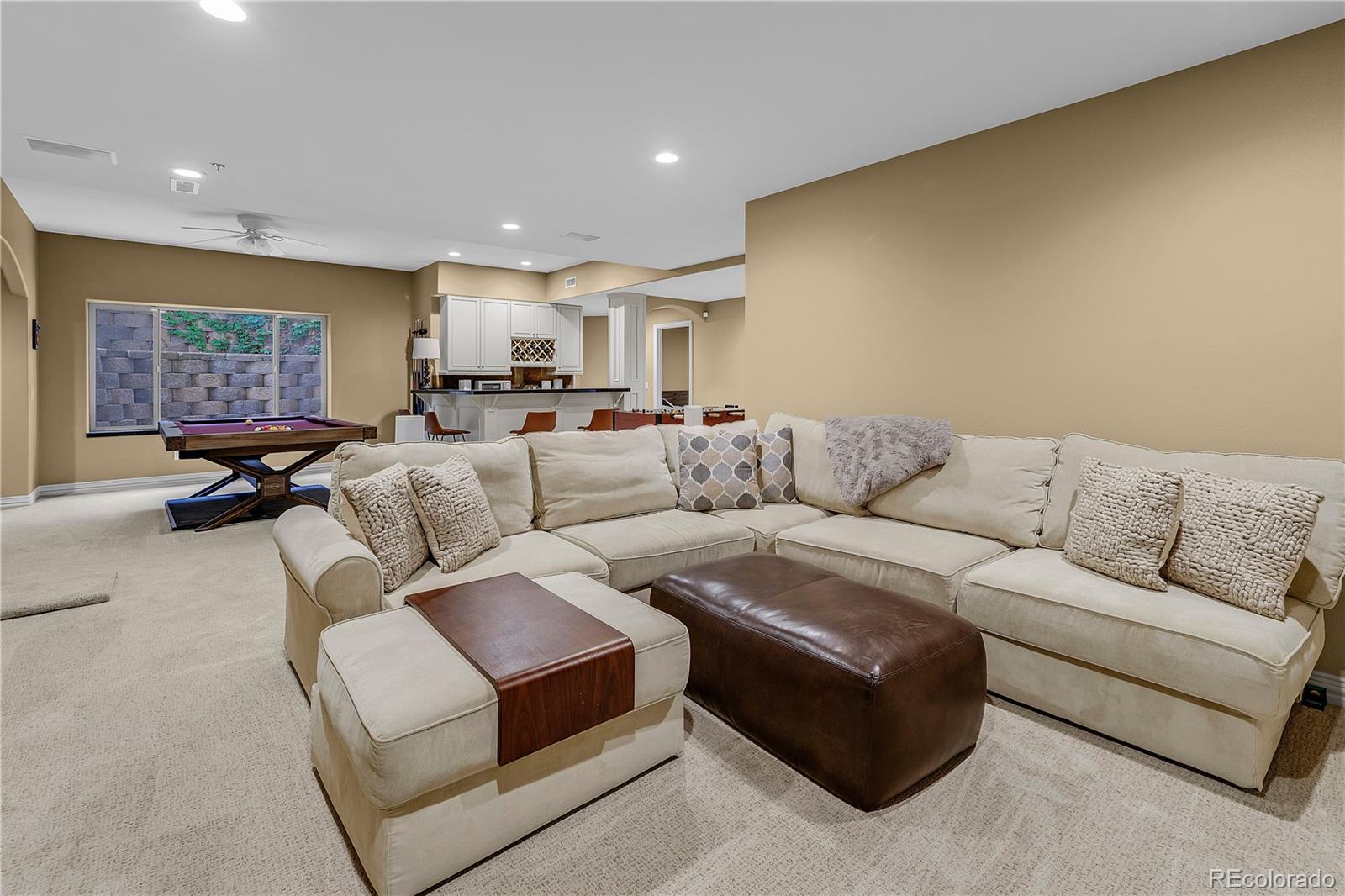 4358 W Hinsdale Avenue