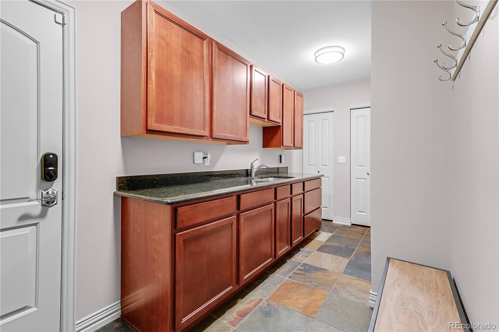 4358 W Hinsdale Avenue