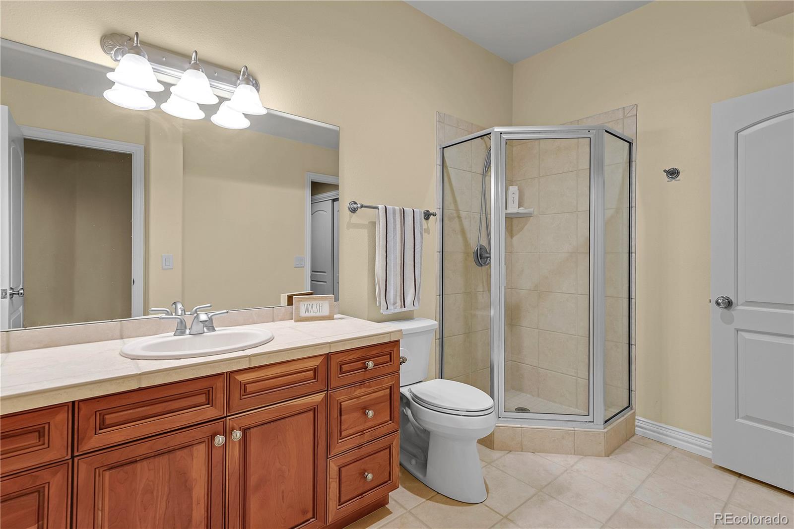 4358 W Hinsdale Avenue