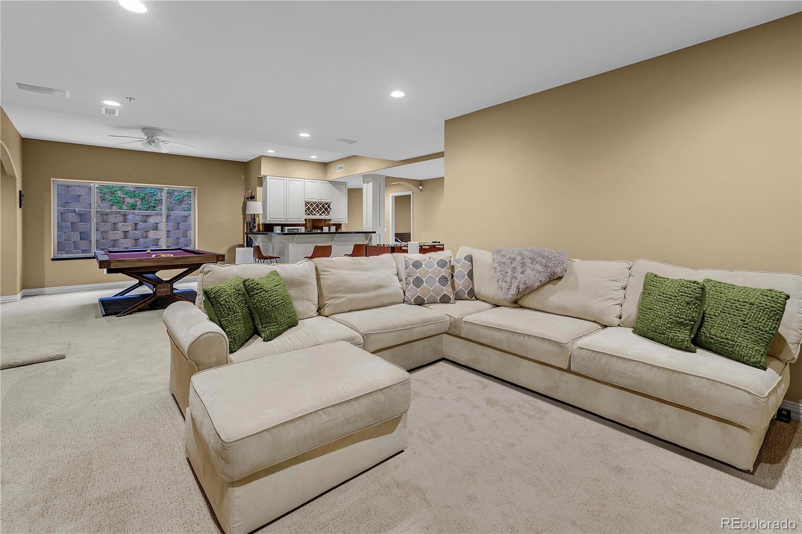 4358 W Hinsdale Avenue