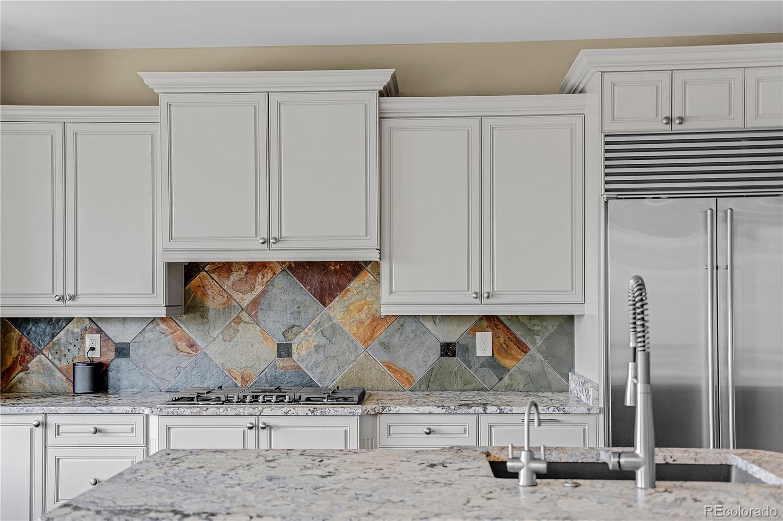 4358 W Hinsdale Avenue