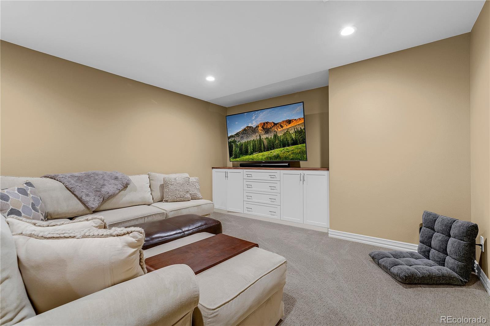 4358 W Hinsdale Avenue