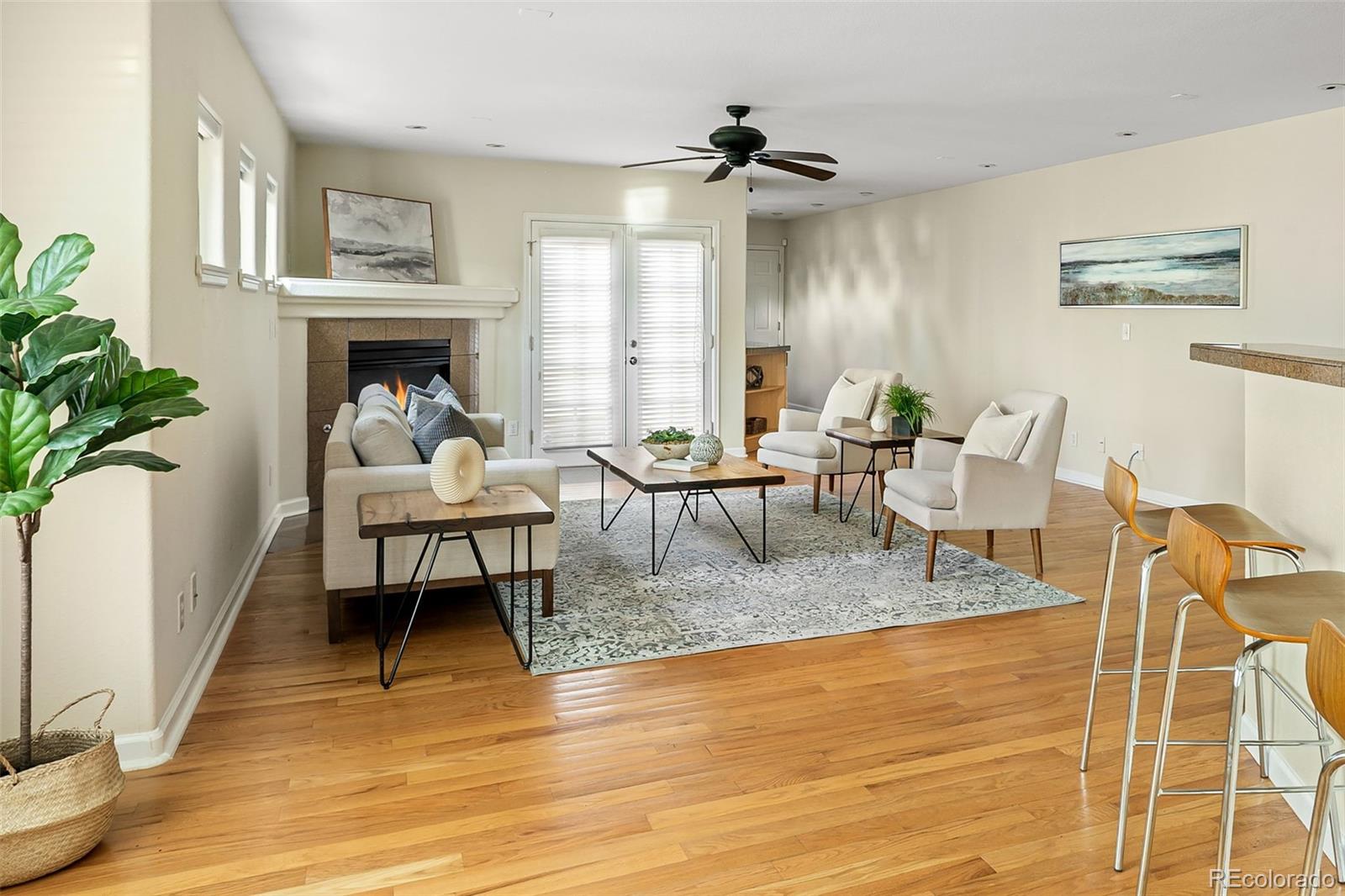 2434 S Williams Street