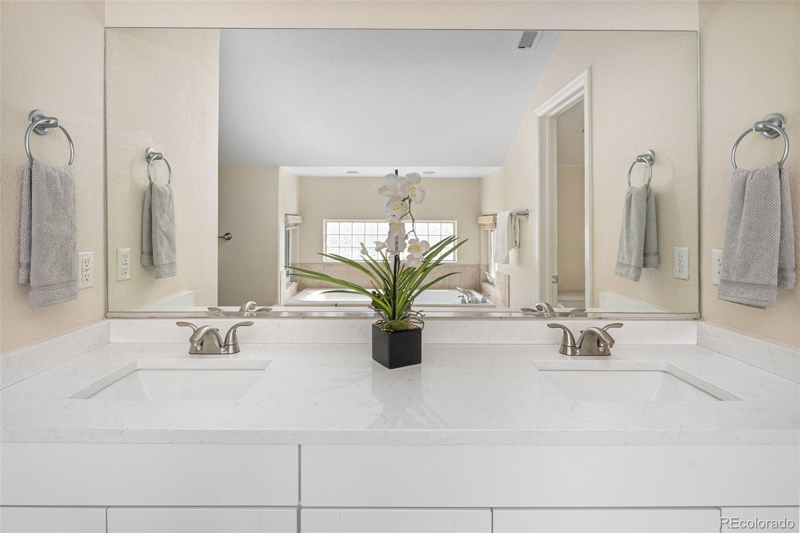 2434 S Williams Street