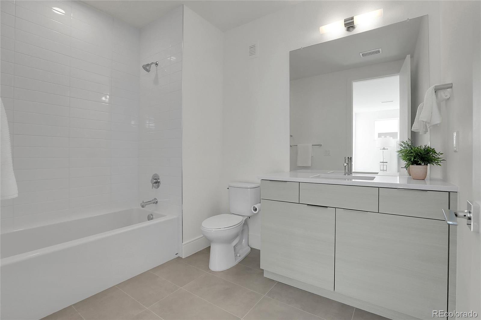 1815 N Williams Street