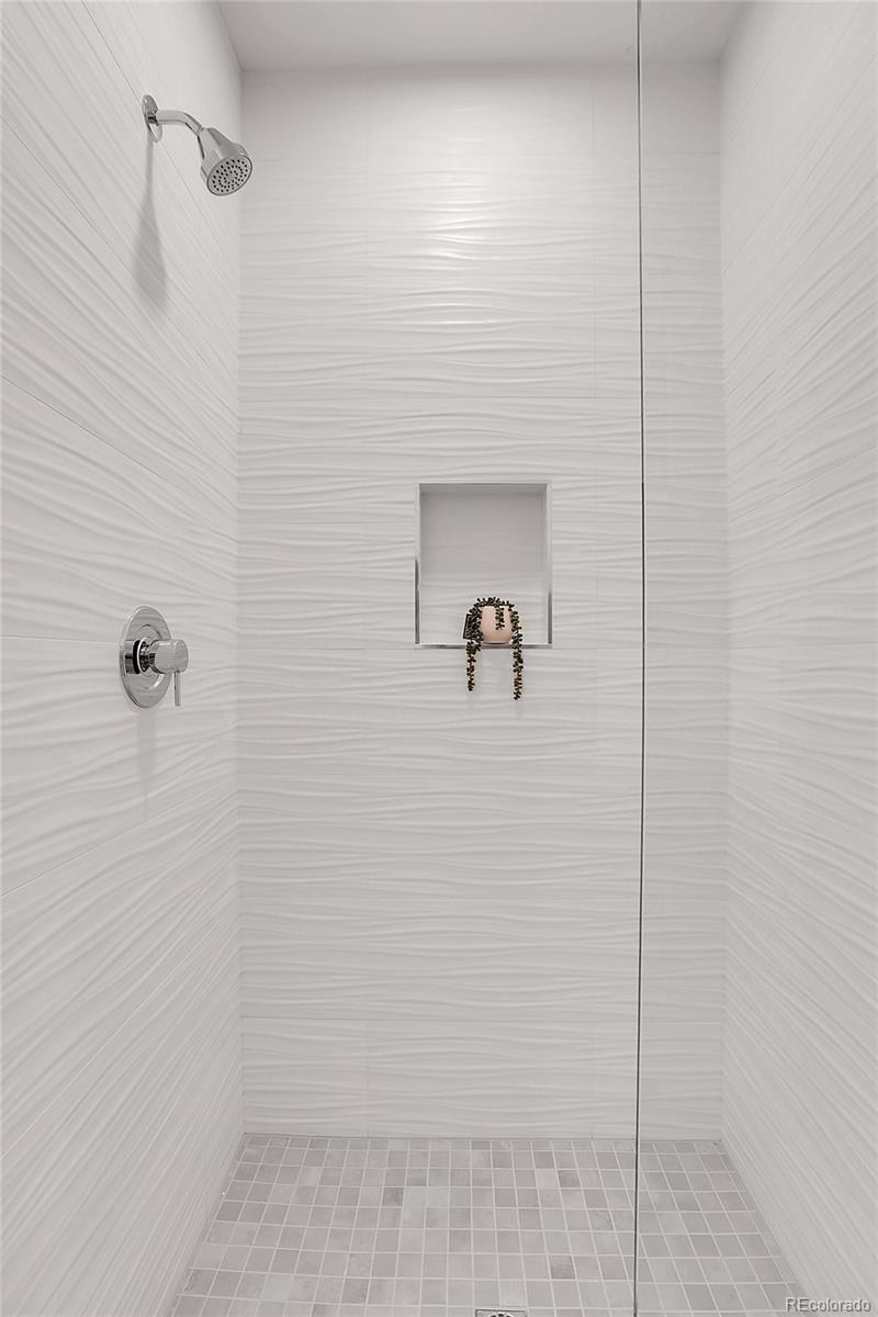 1815 N Williams Street