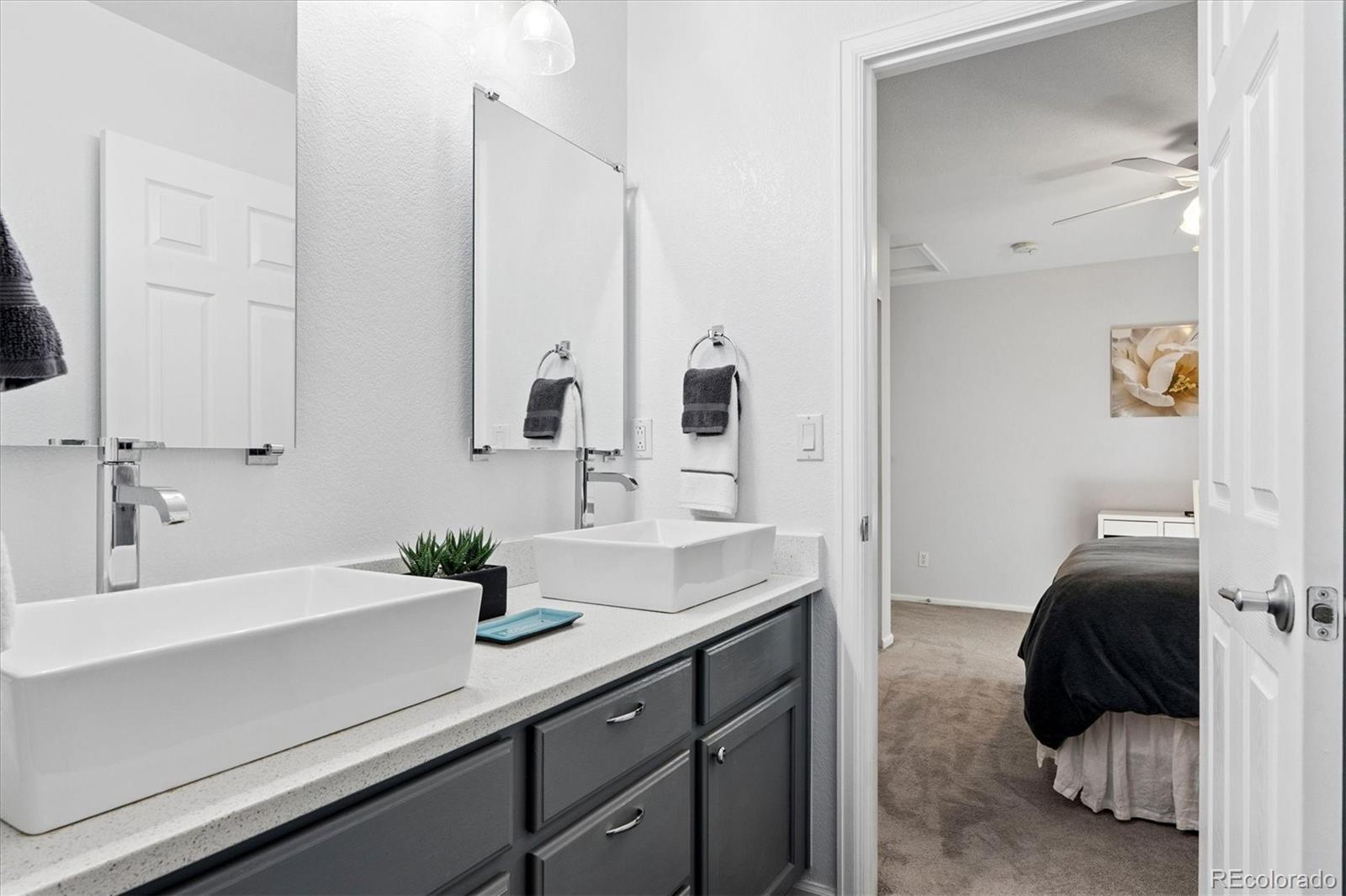 10824 Hickory Ridge Lane