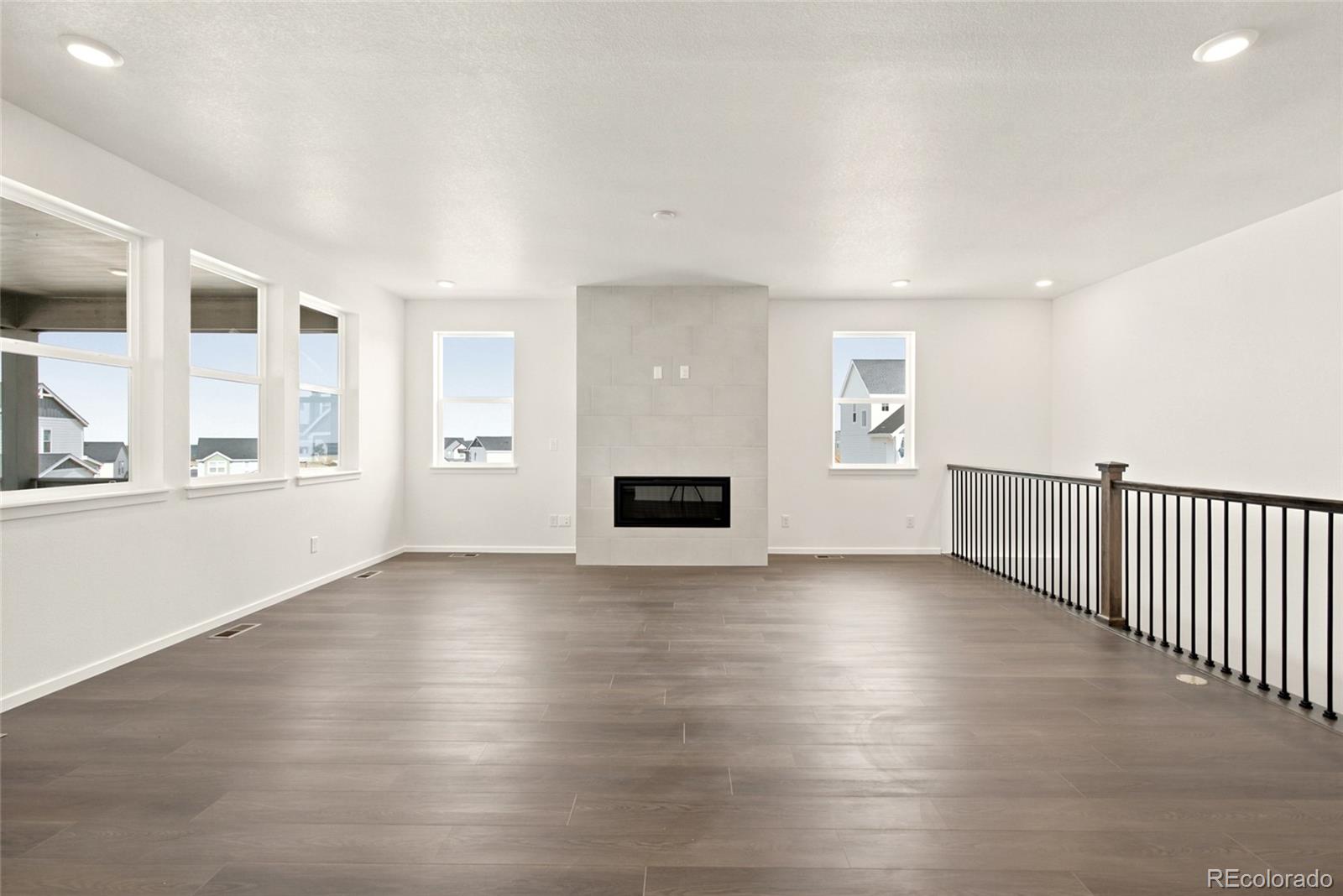 713 Pershing Point