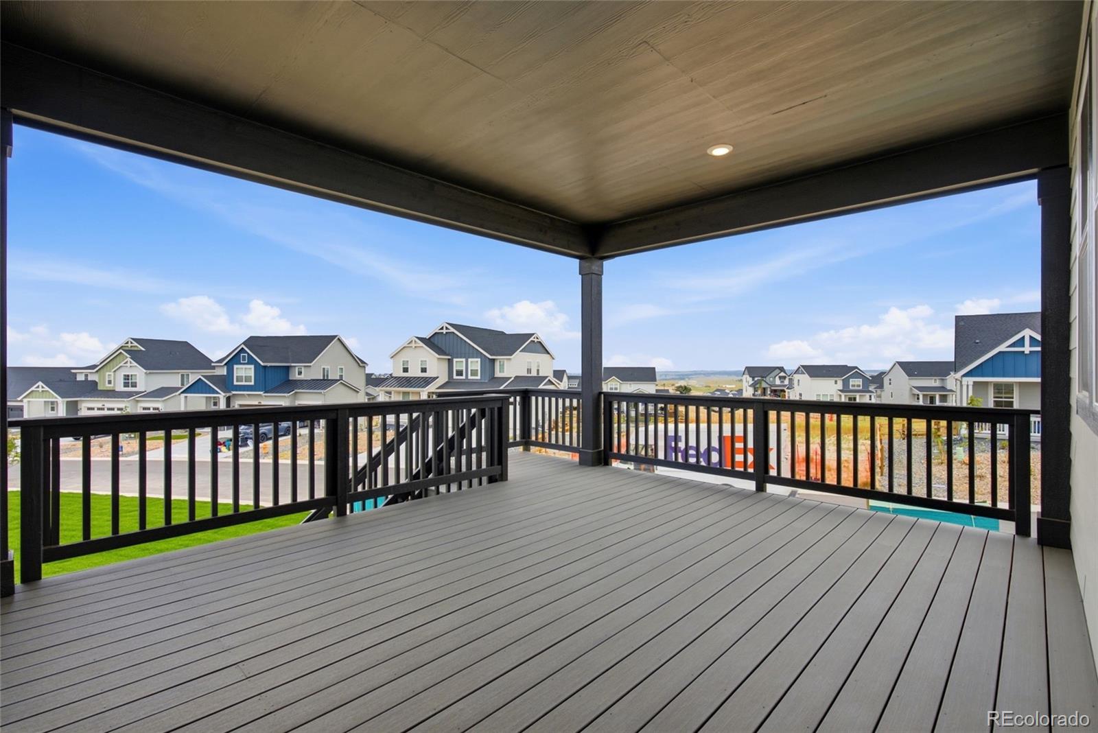 713 Pershing Point