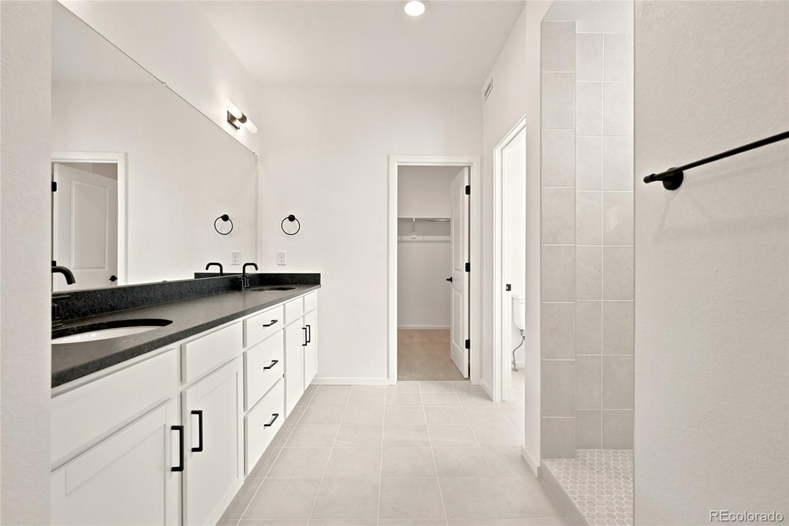713 Pershing Point