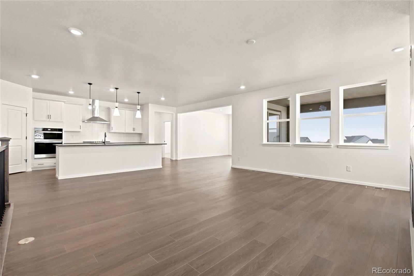 713 Pershing Point