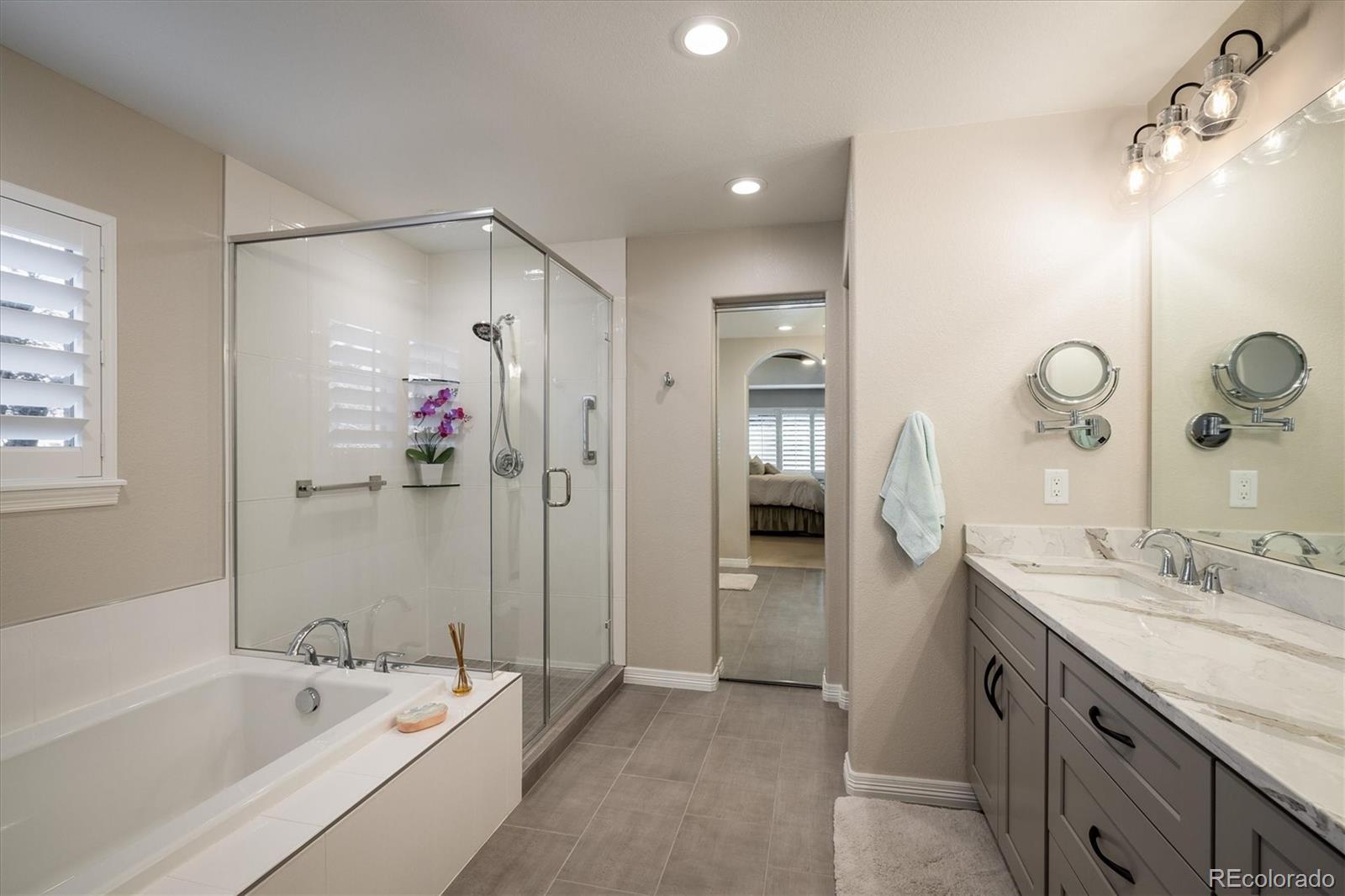 6401 S Jamaica Circle