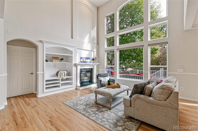 5646 S Waco Court