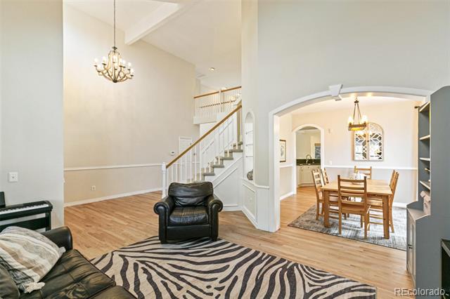 5646 S Waco Court