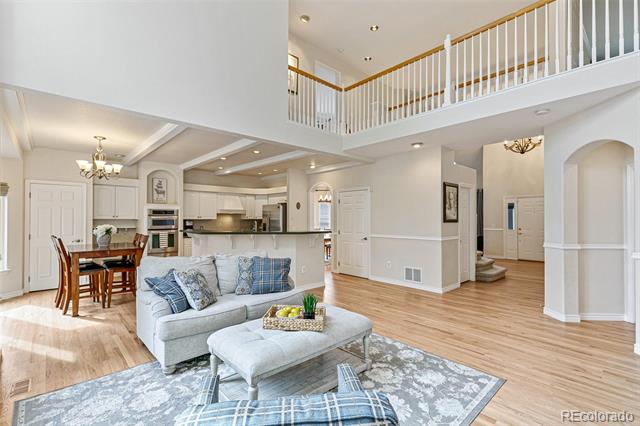 5646 S Waco Court