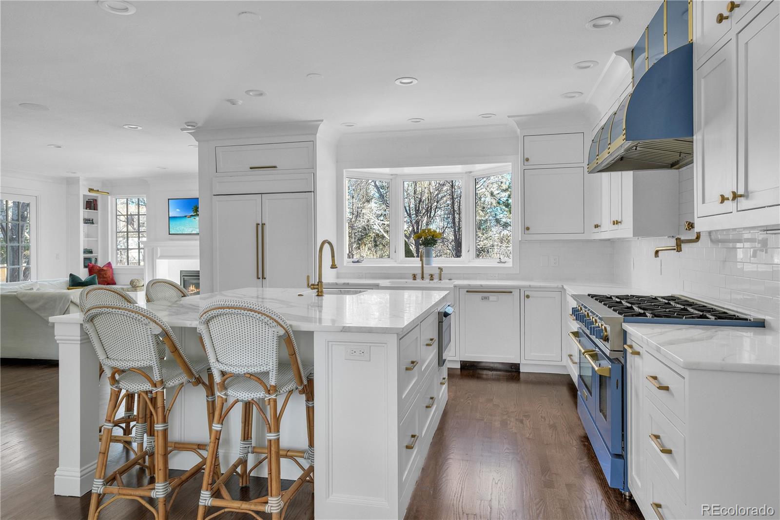 4600 S Columbine Court