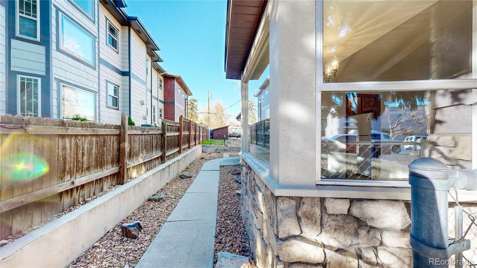 5529 S Greenwood Street