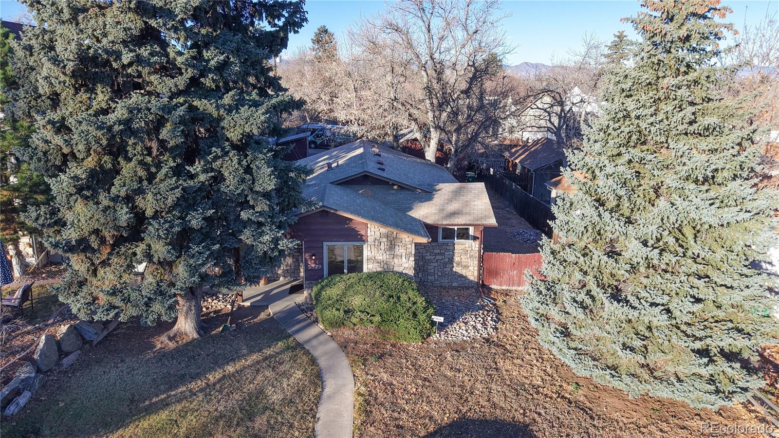 5529 S Greenwood Street