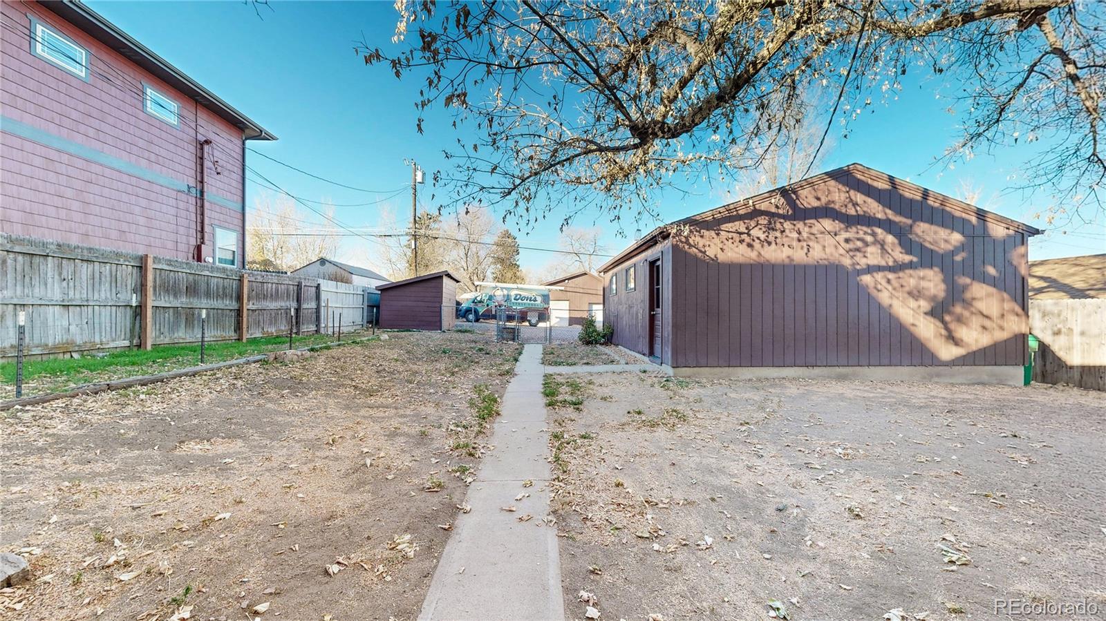 5529 S Greenwood Street